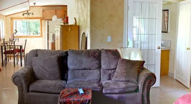 Mill Creek Manor B & B