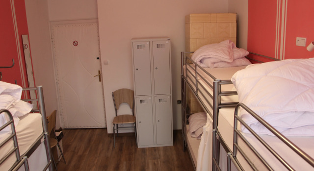 Lorf Hostel&Apartments