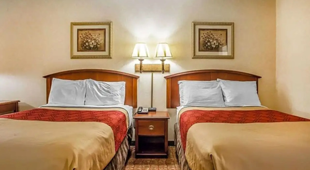 Четырёхместный номер Standard Econo Lodge Douglassville-Pottstown