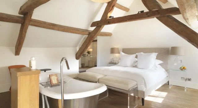 Полулюкс Deluxe Barnsley House Hotel