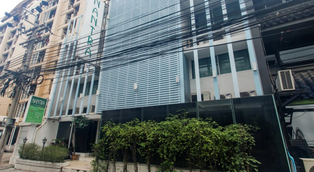 Nantra Ploenchit