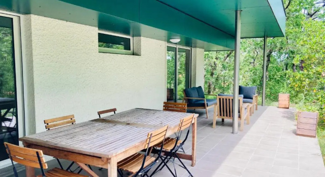 Вилла Le Domaine de la Montagnette
