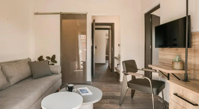 Полулюкс Skala Hotel