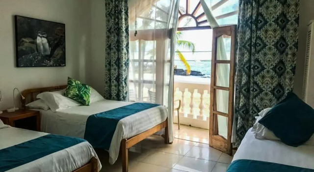 Трёхместный номер Standard с видом на море Hotel Albemarle Galapagos Beachfront