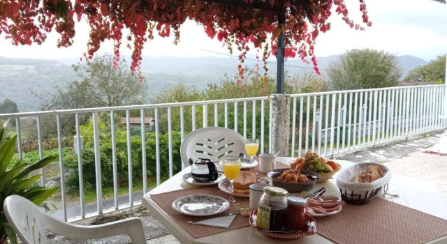 Коттедж Casa MiraXurés con vistas a la Sierra del Xurés