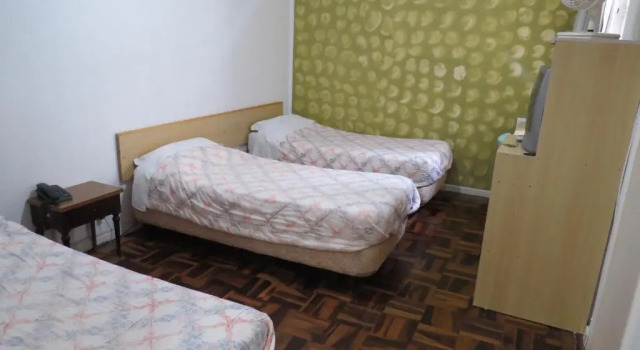 Трёхместный номер Economy City Hotel