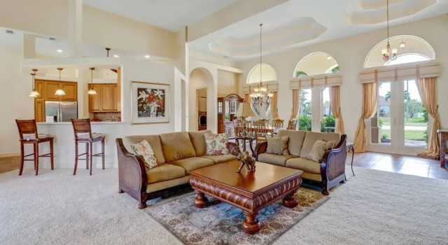 2605 Beach Parkway, Забронировать Вилла Отели Кейп-Корал 4 звезды, 4*