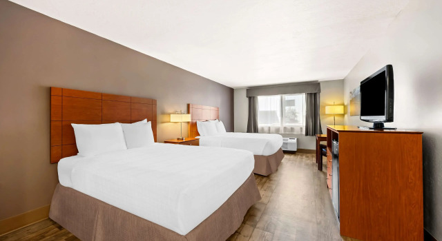 Четырёхместный номер Standard Best Western Inn at the Rogue