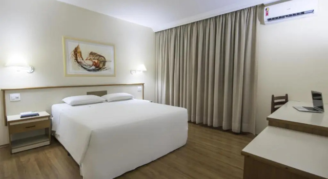 Двухместный номер Deluxe Hotel Dan Inn Sorocaba by Nacional Inn
