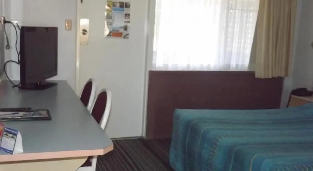 Golden Sands Motor Inn, Забронировать Отель Форстер North Coast New South Wales, рядом с Пристань Форстера