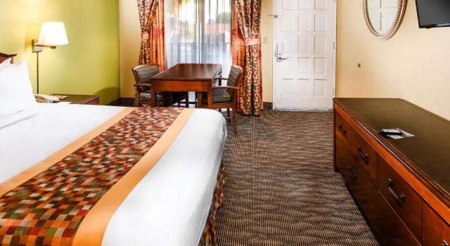 Двухместный номер Standard Vagabond Inn Costa Mesa
