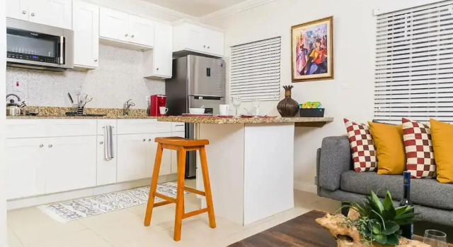 Serenity Gardens Living, Prenota Appartamento Kingston Giamaica