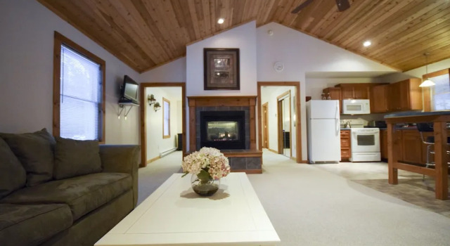 Stowe Cabins in the Woods, Book Feriehus Sommerhuse i Vermont, Hytte