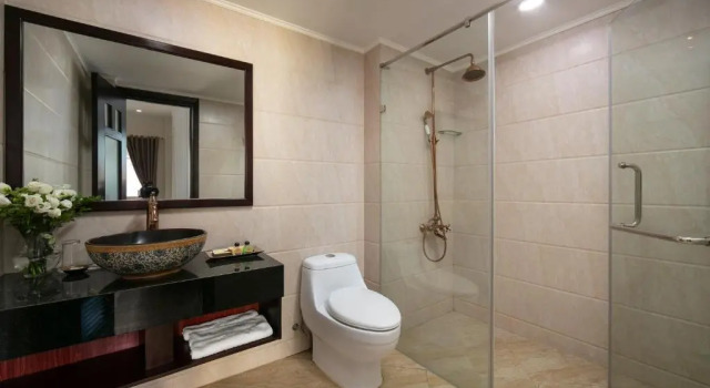Семейный номер Standard с балконом Hong Ngoc Cochinchine Boutique Hotel & Spa