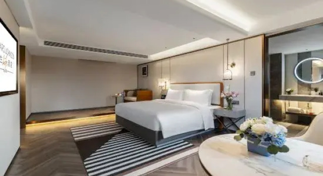Люкс с видом на город Howard Johnson By Wyndham Life Jiefangbei Chongqing