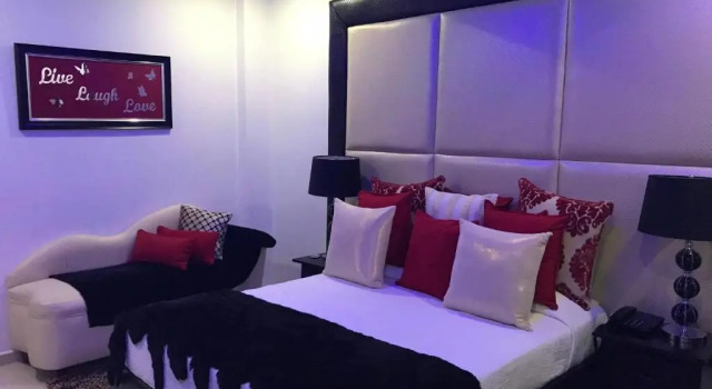 Полулюкс Hotel Rey