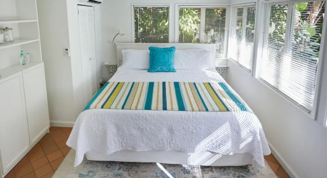 Miami Pool Cottage in El Portal
