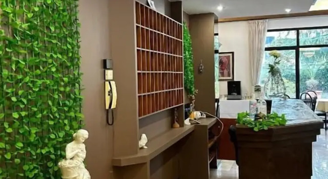 Hotel Reys, Забронировать Отель Отели в центре Монтегротто-Терме с завтраком, отели в центре Монтегротто-Терме с завтраком
