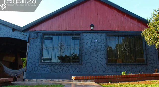 Posada Basiliza, Encarnación PY, Book Hotel Hotels in Itapua with Parking, Parking