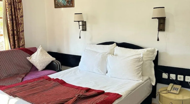 Номер Superior с балконом Hotel Karyatit Kaleici