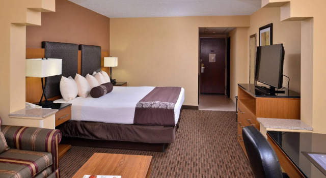 Двухместный люкс Wingate by Wyndham Greensboro-Coliseum