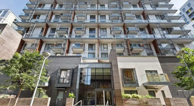 Amazing 2 Bed Apt W/balcony nr O2 Arena and Excel
