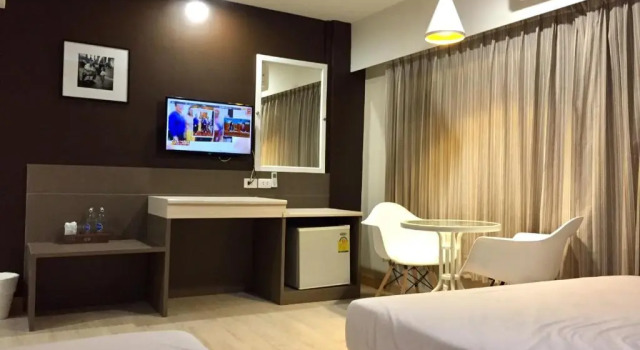 Трёхместный номер Superior Srivichai Hotel