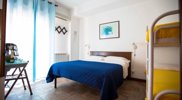 B&B  Paradiso, Book Bed and Breakfast Hoteller i Sicilien med parkering, Parkering
