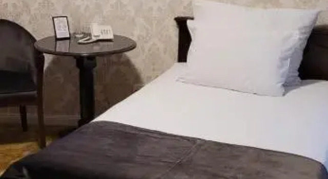Номер Standard Hotel Brilliant Plaza
