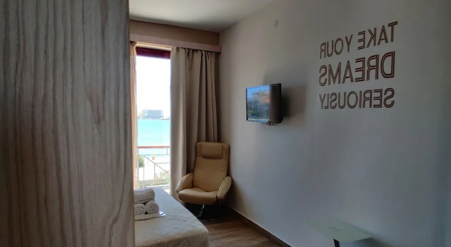 Номер Superior City Point Chios