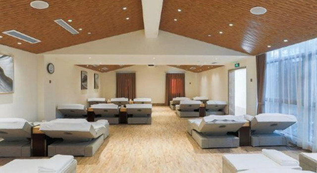 Yixing Yangxian Lake Junlai Hotel Co., Ltd., Varaa Hotelli SPA-hotellit kohteessa Wuxi, SPA