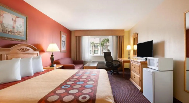 Люкс Super 8 by Wyndham Marana/Tucson Area