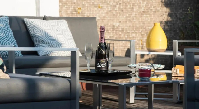 Luxurious 4Bdr Penthouse Near Duomo Cathedral, Забронировать Апартаменты/квартира Апартаменты Милана, рядом с Порта Тичинезе, Апартаменты/квартира