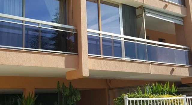 Apartment With one Bedroom in Le Cannet, With Pool Access and Furnishe