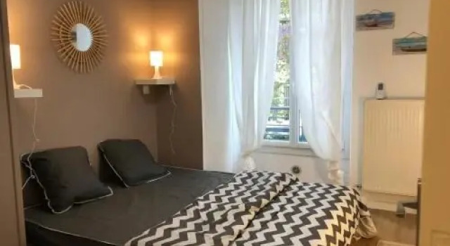 Close to shops tram CE Quiet and spacious #M3, Забронировать Апартаменты/квартира Гренобль Grenoble Area
