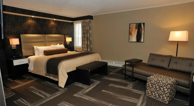 Люкс Best Western Premier Denham Inn & Suites