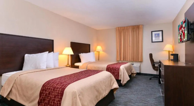 Четырёхместный номер Standard Red Roof Inn Chambersburg