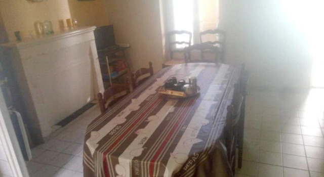 House With 3 Bedrooms in Mortagne-sur-gironde, With Enclosed Garden -, Rezerwuj Hotel Hotele w Charente-Maritime z parkingiem, Parking