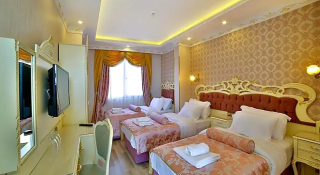 Трёхместный номер Standard Nayla Palace Hotel-Special Category