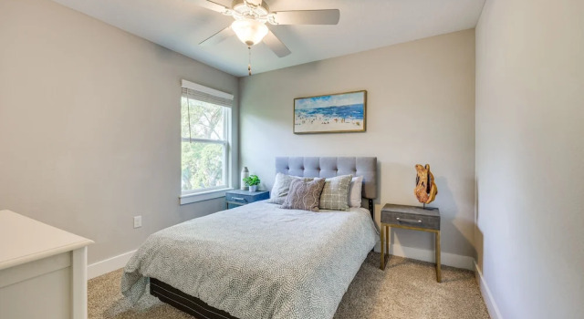 Pet-friendly Townhome, 1 Mi to Southbank Riverwalk, Đặt Căn hộ Jacksonville Florida