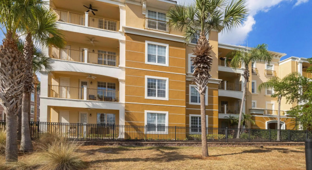 Lake View Escape, Rezerwuj Hotel Hotele w Kissimmee z basenem, Basen