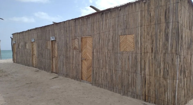 Accommodation and Kaigee Restaurant, Book Guesthouse Manaure Guajira