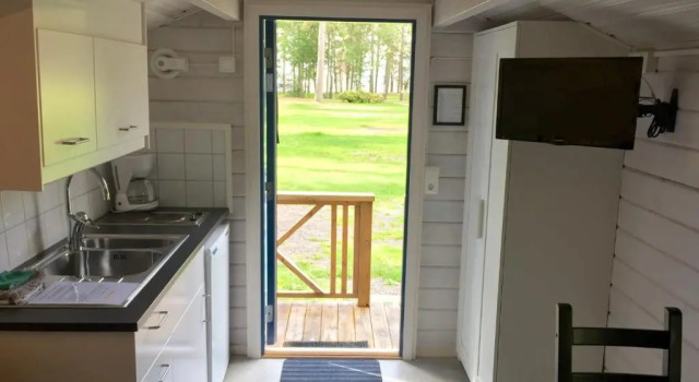 Коттедж с 2 комнатами с красивым видом из окна Karlstad Swecamp Bomstadbaden