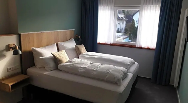 Hotel Brasserie Chaussee, 预订 酒店 塞海姆-尤根海姆 贝格施特拉瑟
