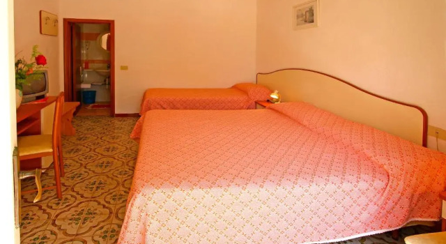 Трёхместный номер Standard Hotel Park Calitto