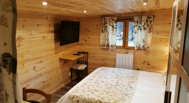 Chambres dhôtes La Brillève, Забронировать Гостевой дом Отели Sologne с парковкой, Парковка