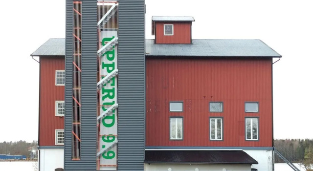 Upperud 9:9, Book Hotel  