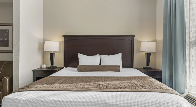 Двухместный люкс Best Western Plus Chain of Lakes Inn & Suites