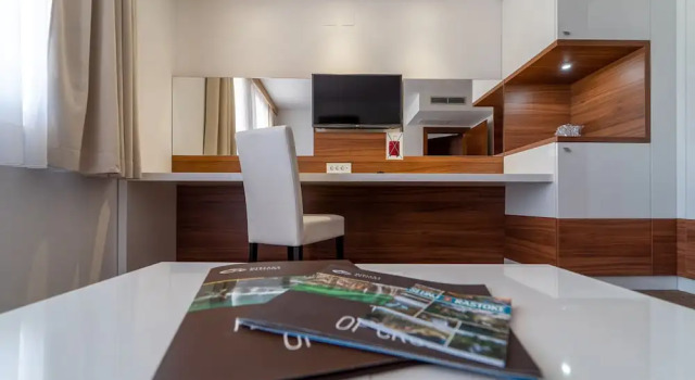 Люкс Comfort с 2 комнатами с балконом Hotel Mirjana & Rastoke