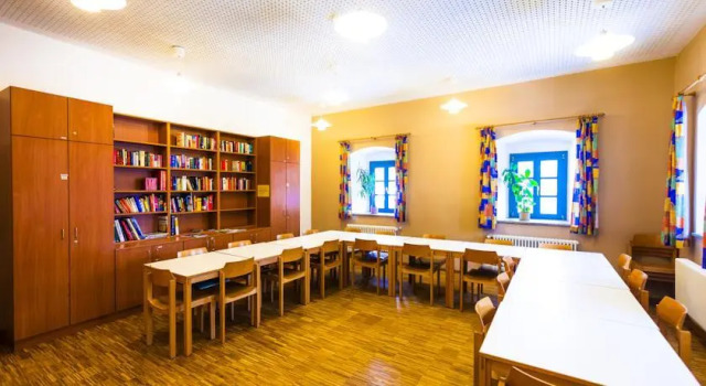 Jugendherberge Burg Trausnitz, Varaa Hotelli Hotellit Baijeri pysäköinnillä, Pysäköinti